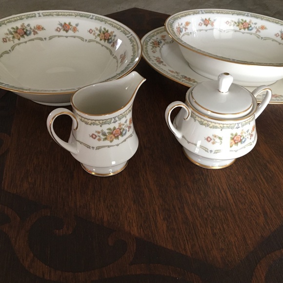 Noritake Homage Ivory China - Picture 5 of 8